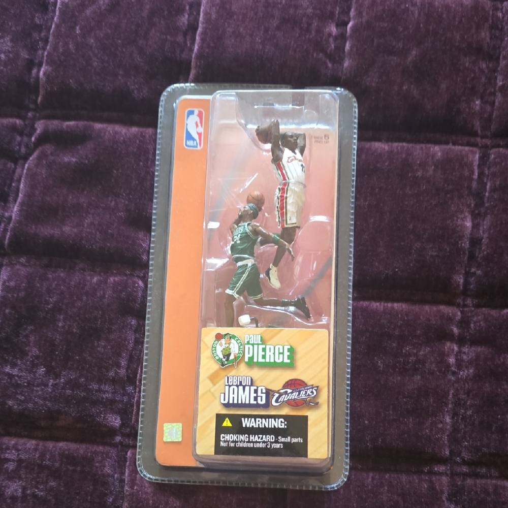 Lebron James And Paul Pierce Figures